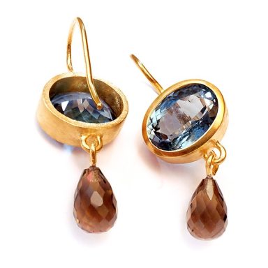 Ohrringe mit Blautopas und Rauchquarz-Verzierung