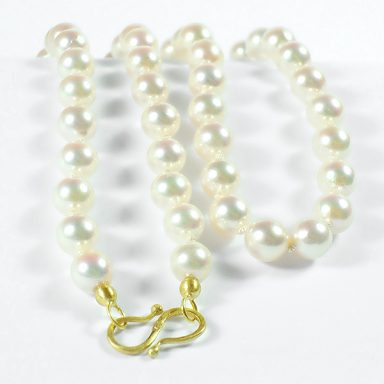 Edle Perlenkette mit tollem Lüster